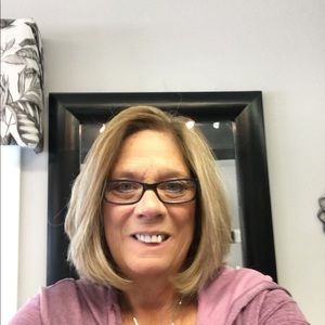 Meet your Posher, Pauline